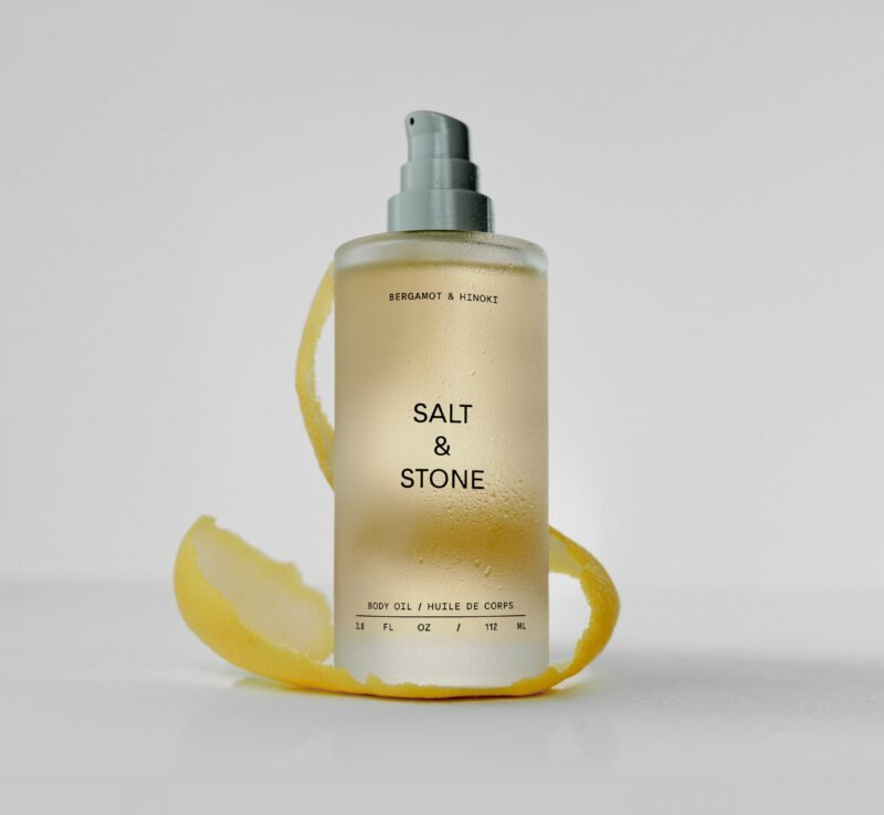 Body_Oil_Bergamot_-_5_-_v3.jpg Body_Oil_Bergamot_-_5_-_v3.jpg