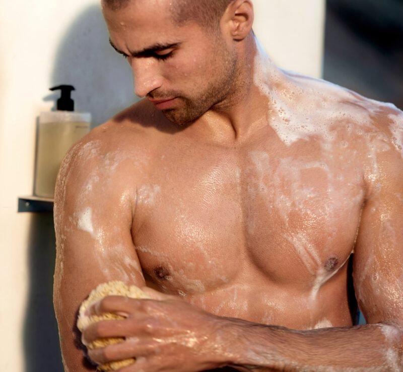 Body_Oil_Wash_Set_Santal_-_5_-_v2.jpg Body_Oil_Wash_Set_Santal_-_5_-_v2.jpg