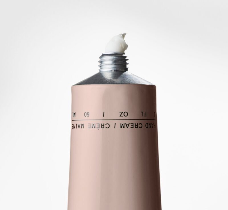 Hand_Cream_S_C_-_2.jpg Hand_Cream_S_C_-_2.jpg