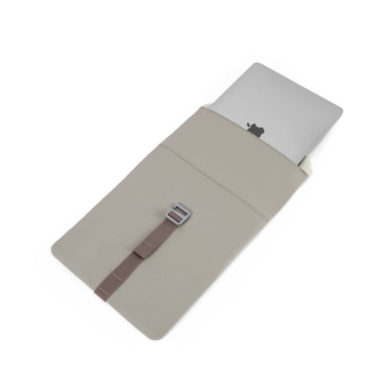 LEMMY_UniversalLaptopSleeve_Stone_Small_2000x2000_SleeveLayinOpen_f0e4410a-a11c-430a-befc-86d9ed9750b4.jpg LEMMY_UniversalLaptopSleeve_Stone_Small_2000x2000_SleeveLayinOpen_f0e4410a-a11c-430a-befc-86d9ed9750b4.jpg