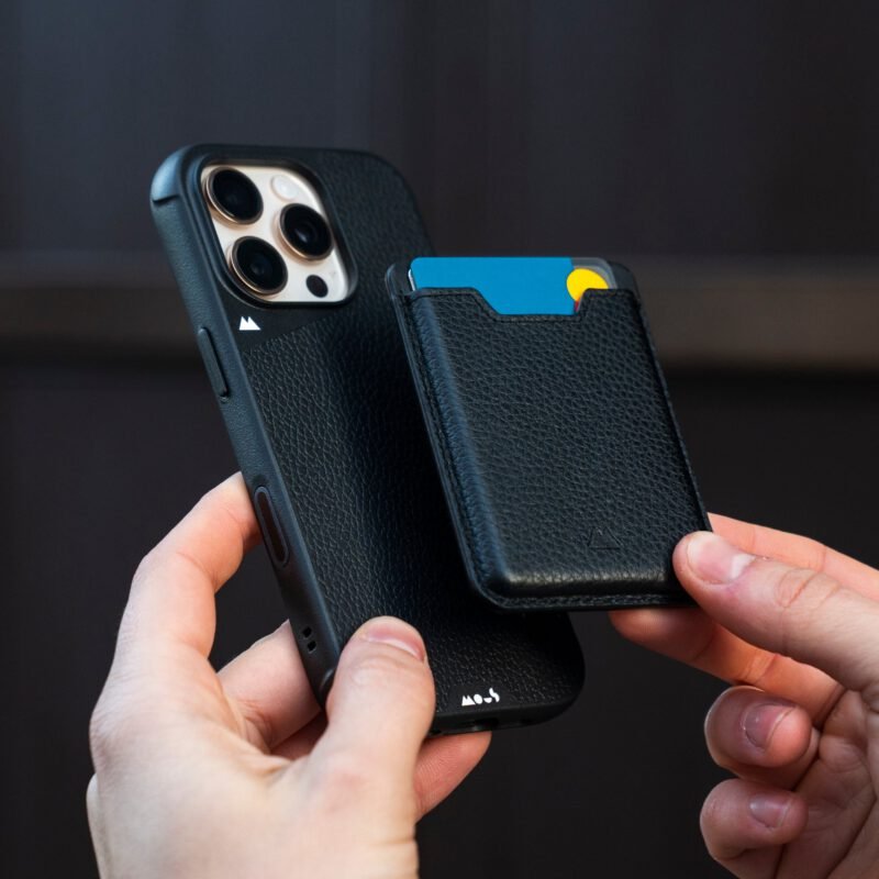 Limitless6.0_ButtonCase_lifestyle_Stills_2000x2000-19_b2ab4fd4-bbcf-43de-8440-1114742bc434.jpg Limitless6.0_ButtonCase_lifestyle_Stills_2000x2000-19_b2ab4fd4-bbcf-43de-8440-1114742bc434.jpg