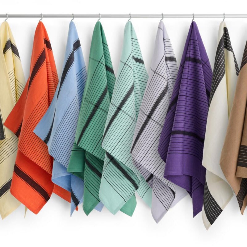 LinearTeaTowelfamily.jpg LinearTeaTowelfamily.jpg