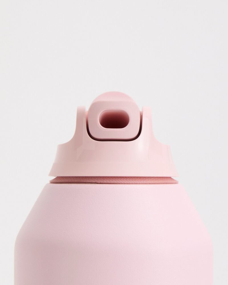 S2FLIP_BLUSH_1LTR_LID.jpg S2FLIP_BLUSH_1LTR_LID.jpg