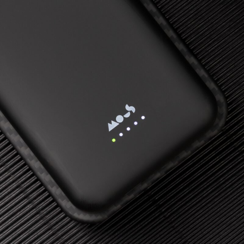 SPARKY_LIFESTYLE_2000x2000-16.jpg SPARKY_LIFESTYLE_2000x2000-16.jpg